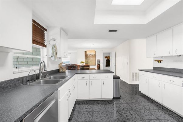 Interior, Kitchen, Pendant Lights