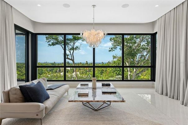 Interior, Living room, Pendant Lights, Recessed Lighting