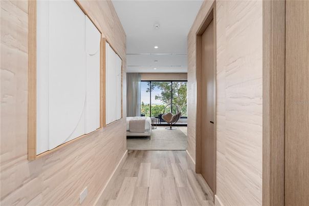 Interior, Recessed Lighting, Wood Texture Flooring