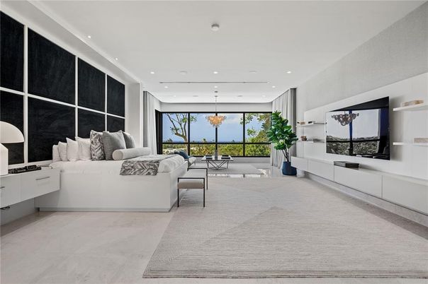 Interior, Living room, Pendant Lights, Recessed Lighting
