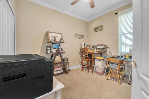 Home Office, Interior