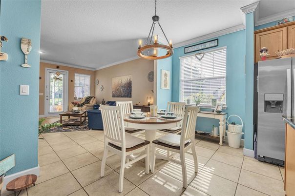 Dining room, Interior, Living room, Pendant Lights