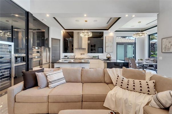 Chandelier, Dining room, Interior, Kitchen, Living room, Pendant Lights, Recessed Lighting, Stainless Steel Appliances