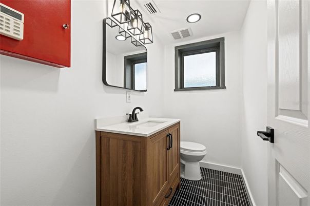 Bathroom, Interior, Recessed Lighting