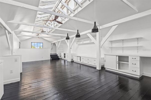 Interior, Pendant Lights, Wood Texture Flooring