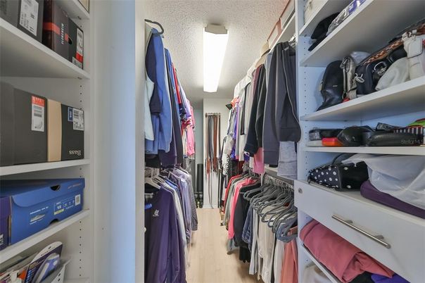 Interior, Walk-in Closets