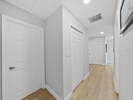 Interior, Recessed Lighting, Wood Texture Flooring