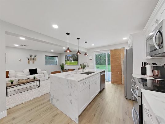 Interior, Kitchen, Living room, Pendant Lights, Recessed Lighting, Stainless Steel Appliances, Wood Texture Flooring