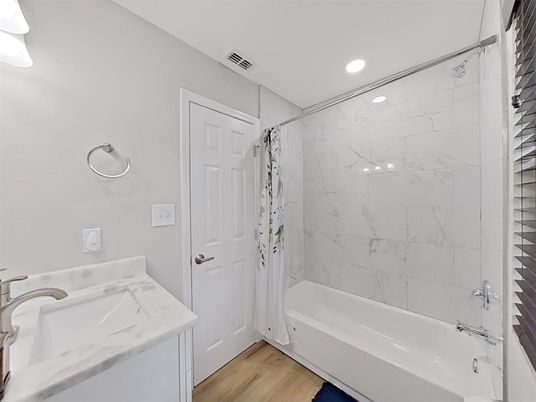 Bathroom, Interior, Marble Walls, Recessed Lighting, Wood Texture Flooring