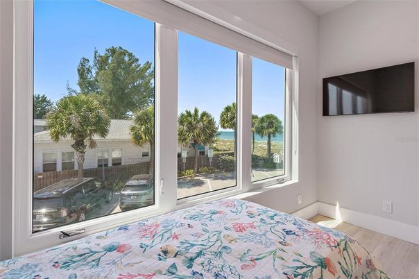 Bedroom, Interior, Water, Wood Texture Flooring