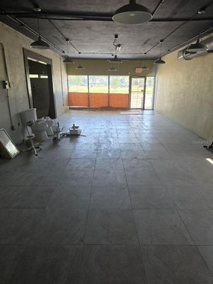 Garage, Interior