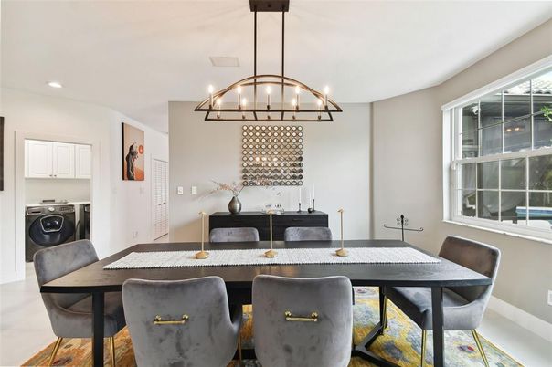 Dining room, Interior, Pendant Lights, Recessed Lighting