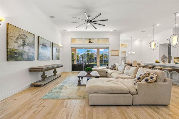 Dining room, Interior, Living room, Pendant Lights, Recessed Lighting, Wood Texture Flooring