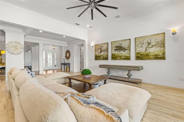 Interior, Living room, Recessed Lighting, Wood Texture Flooring