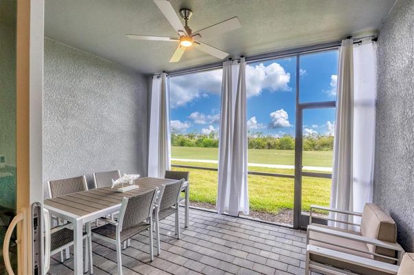 Dining room, Interior, Sun Room