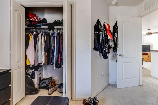 Interior, Walk-in Closets