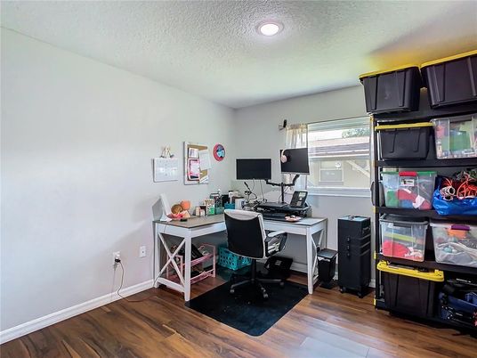 Home Office, Interior, Recessed Lighting, Wood Texture Flooring