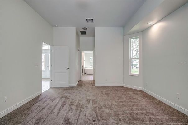 Empty room, Interior, Recessed Lighting