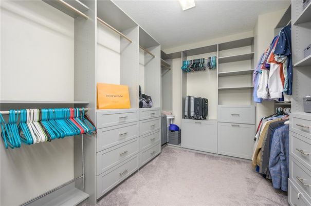 Interior, Walk-in Closets