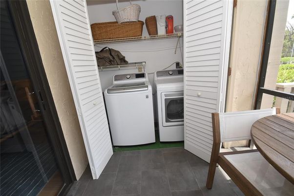 Interior, Utility Closets, Washer