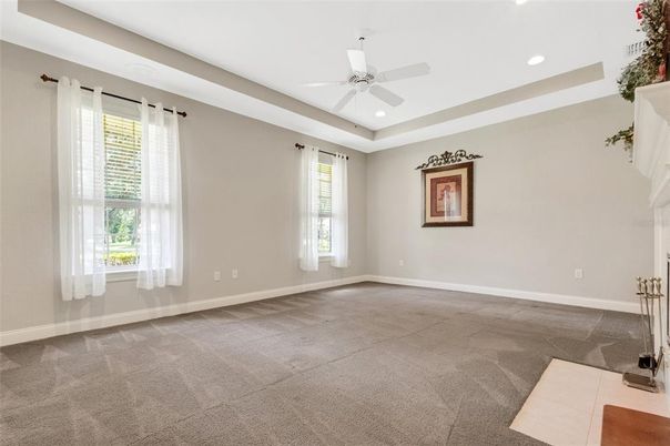 Empty room, Interior, Recessed Lighting