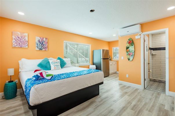 Bedroom, Interior, Kitchen, Recessed Lighting, Wood Texture Flooring