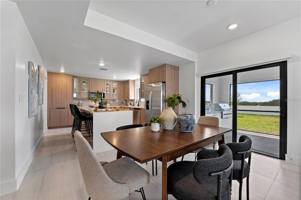 Dining room, Interior, Kitchen, Recessed Lighting, Stainless Steel Appliances