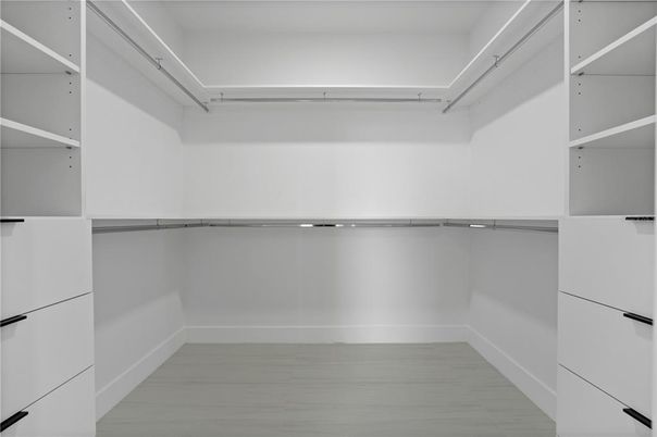 Interior, Walk-in Closets, Wood Texture Flooring