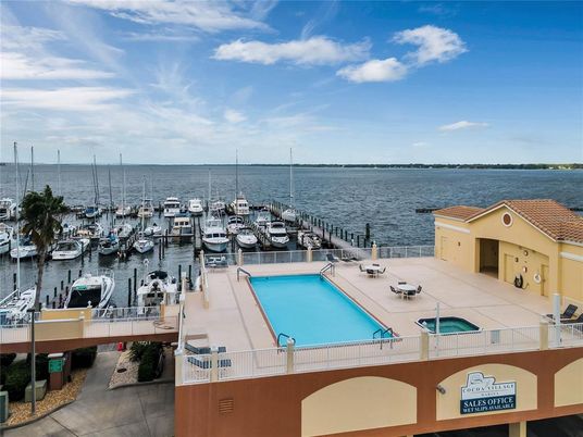 Exterior, Pool, Water