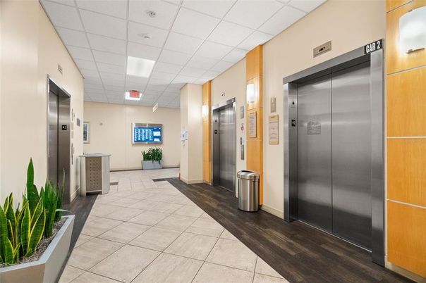 Elevator, Interior