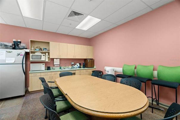 Dining room, Interior, Kitchen, Recessed Lighting