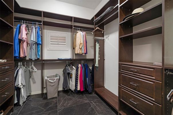 Interior, Walk-in Closets