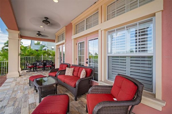 Exterior, Recessed Lighting