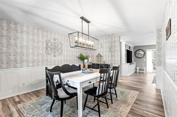 Chandelier, Dining room, Interior, Pendant Lights, Wood Texture Flooring