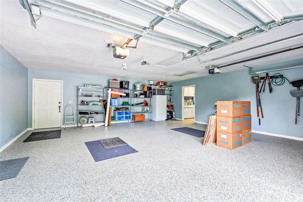 Garage, Interior