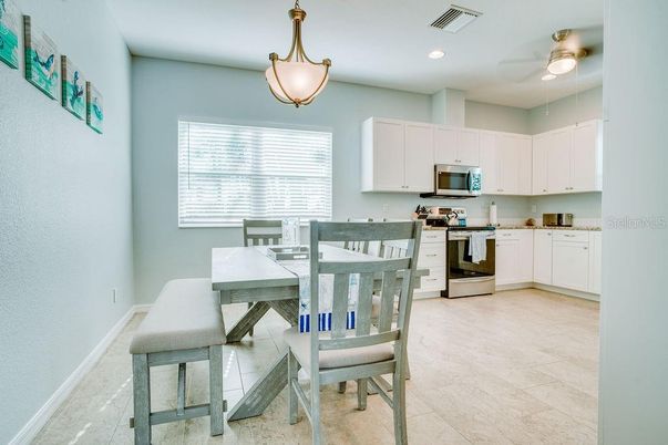 Dining room, Interior, Kitchen, Pendant Lights, Recessed Lighting