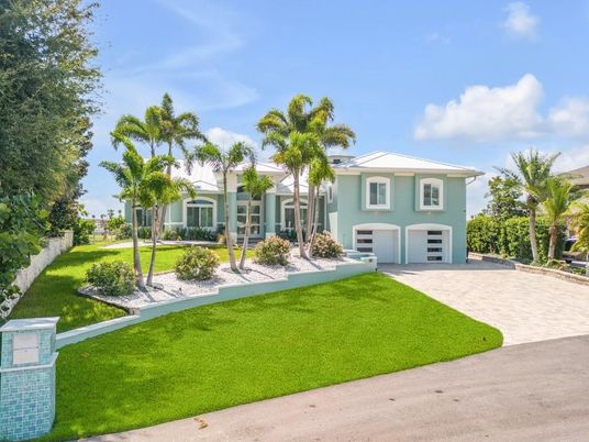 Attached, Backyard, Exterior, Facade, French Provincial