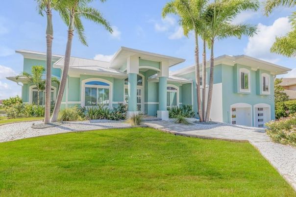 Backyard, Exterior, Facade, Mediterranean