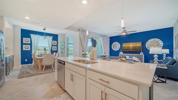 Dining room, Interior, Kitchen, Pendant Lights, Recessed Lighting