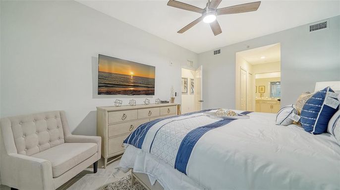 Bedroom, Interior, Recessed Lighting