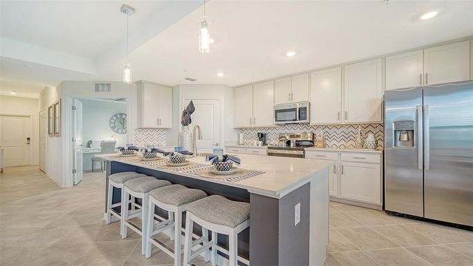 Interior, Kitchen, Pendant Lights, Recessed Lighting, Stainless Steel Appliances
