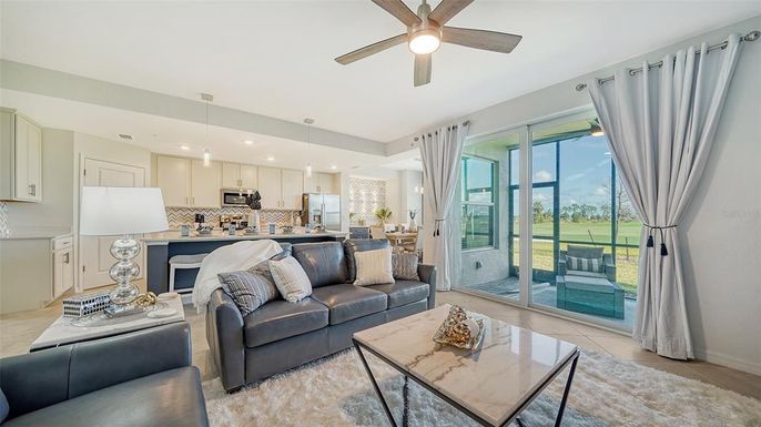 Interior, Kitchen, Living room, Pendant Lights, Recessed Lighting, Stainless Steel Appliances