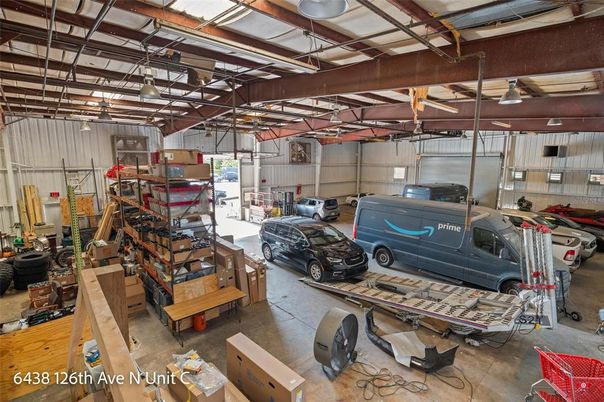 Garage, Interior