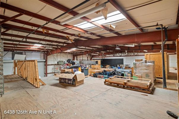Garage, Interior