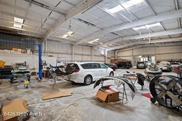 Garage, Interior