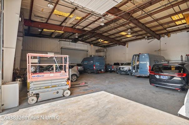 Garage, Interior