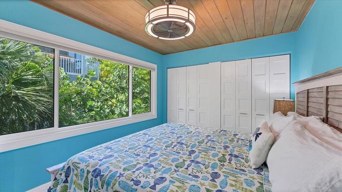Bedroom, Interior, Wooden Ceilings