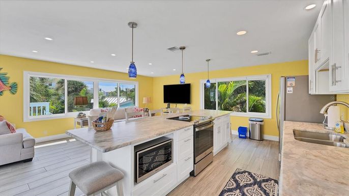 Interior, Kitchen, Pendant Lights, Recessed Lighting, Wood Texture Flooring