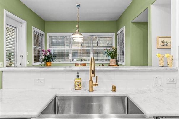 Interior, Kitchen, Pendant Lights