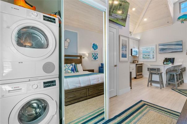 Bedroom, Interior, Recessed Lighting, Washer, Wood Texture Flooring